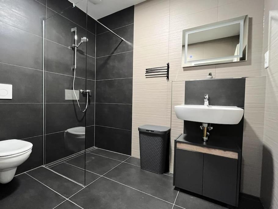 Staywell For 4 In The City I Parking I Wifi I Netflix Paderborn Ngoại thất bức ảnh